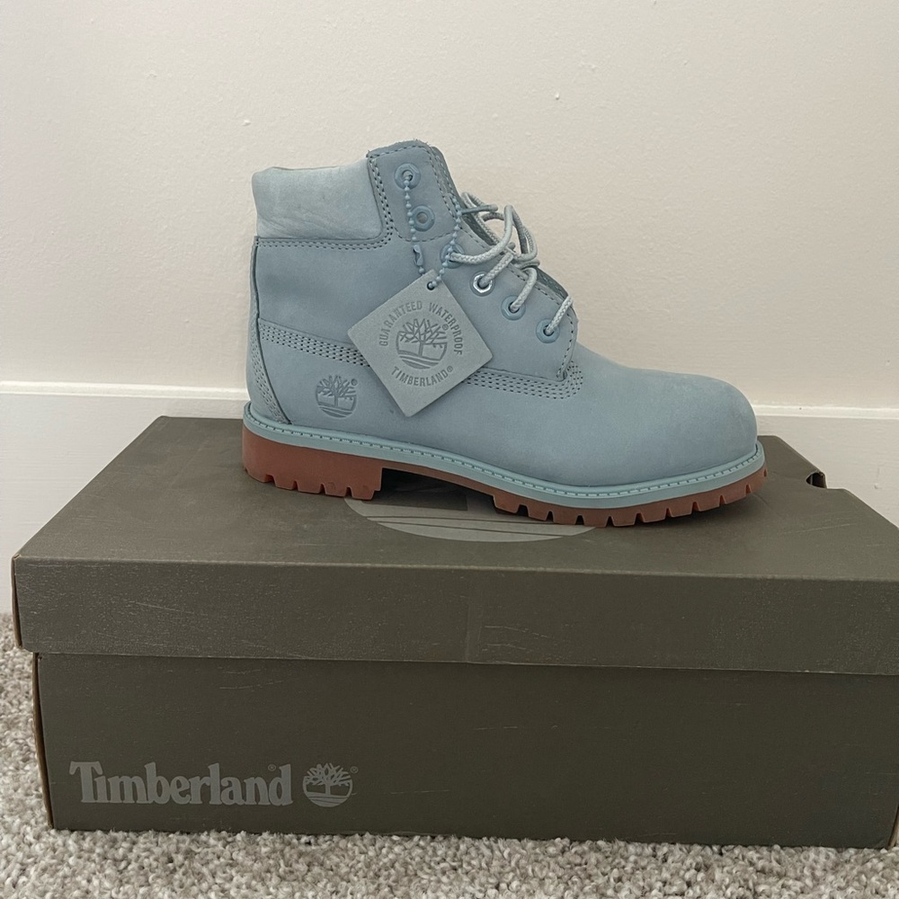Sky Blue timberlands/timbs